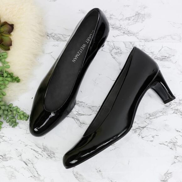 Stuart Weitzman Classic Black Patent Leather Low Heel Pumps Size 8W - Picture 1 of 6